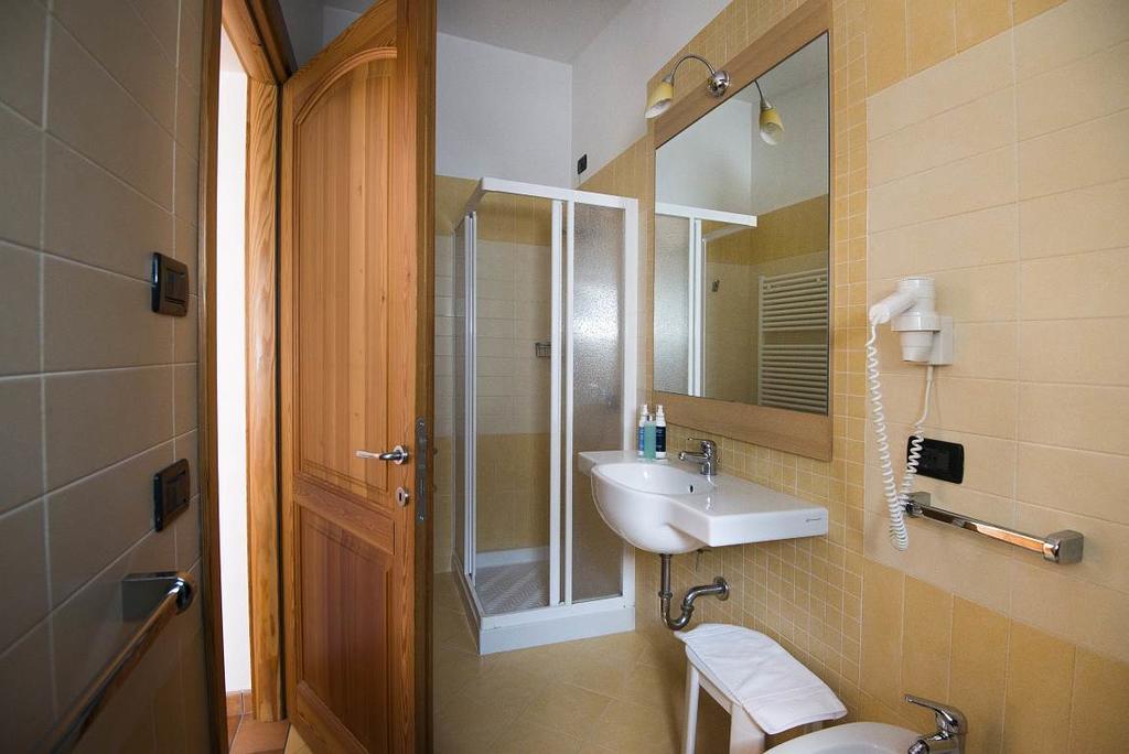 غارْدا Residence Corte Camaldoli المظهر الخارجي الصورة