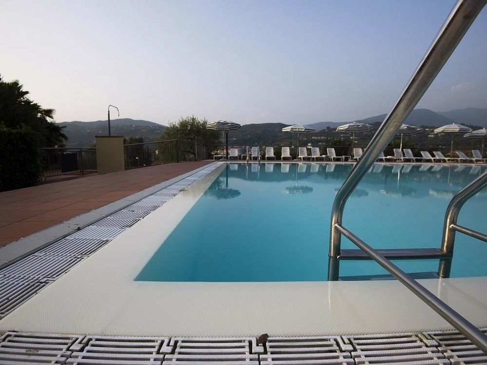غارْدا Residence Corte Camaldoli المظهر الخارجي الصورة