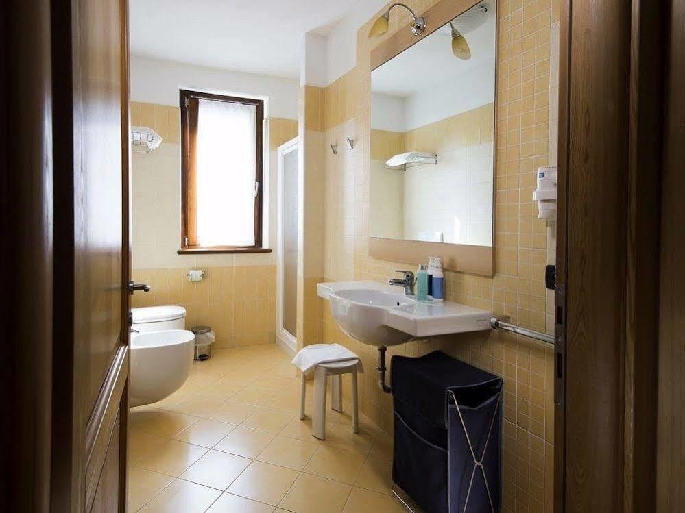 غارْدا Residence Corte Camaldoli المظهر الخارجي الصورة