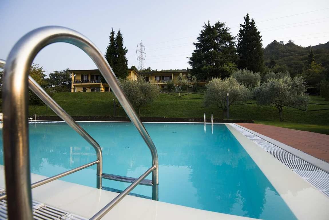 غارْدا Residence Corte Camaldoli المظهر الخارجي الصورة